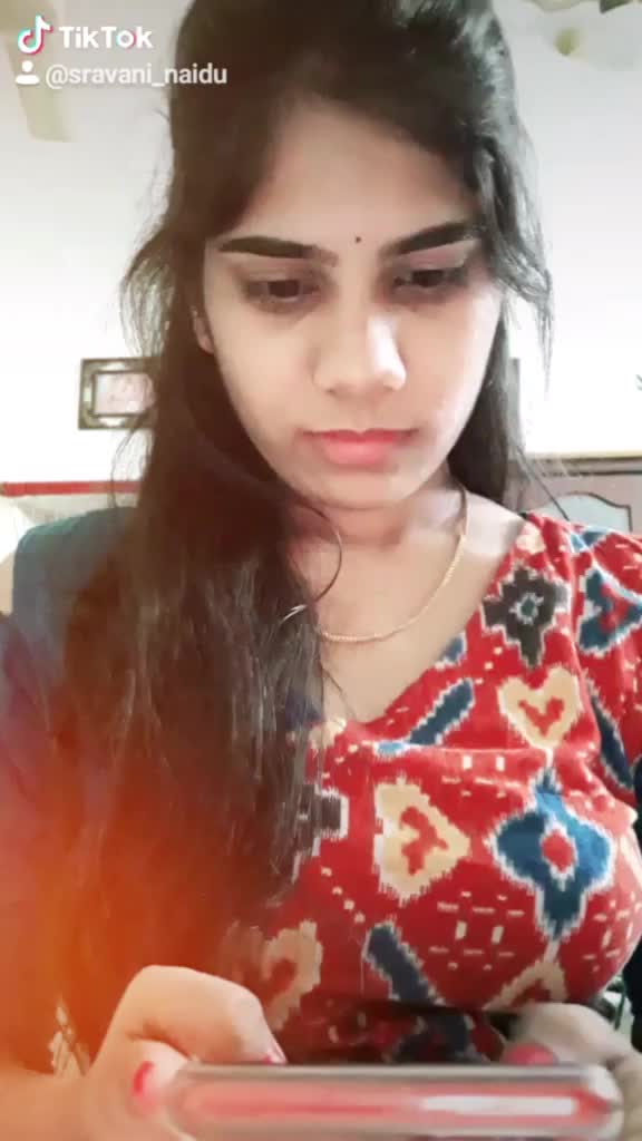 @sravani_devineni