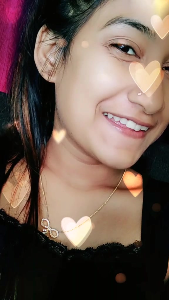 @Dolly Gohain🔥
