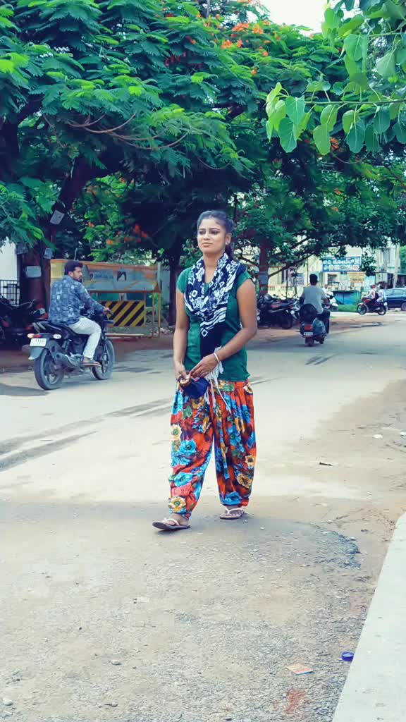 @👑chinni👑💃💃💃