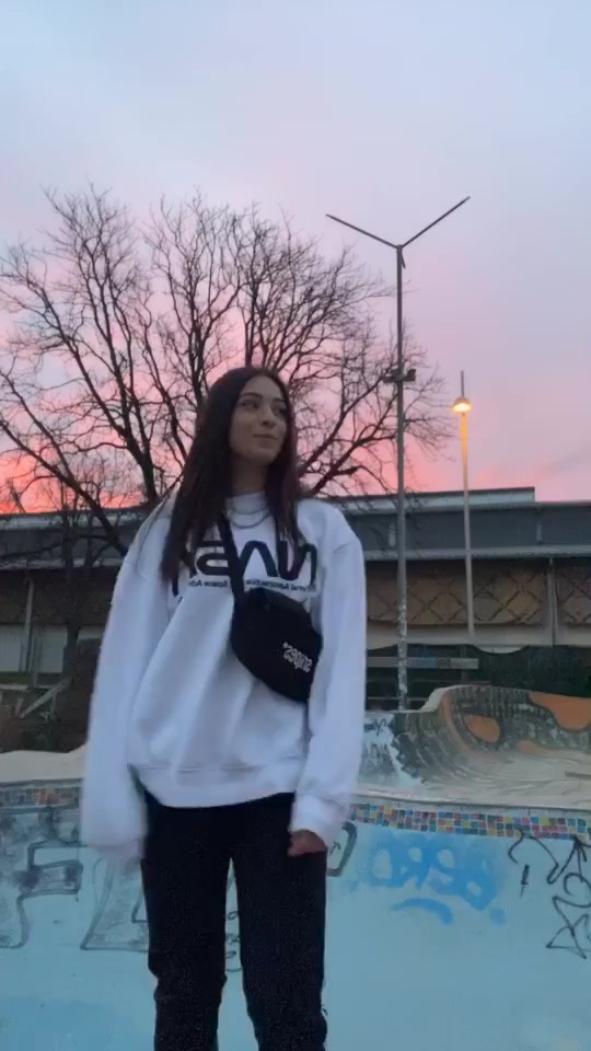@ᴄᴀʟʟ ᴍᴇ ᴢᴇʏᴀ
