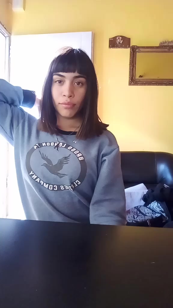 @Ayluu