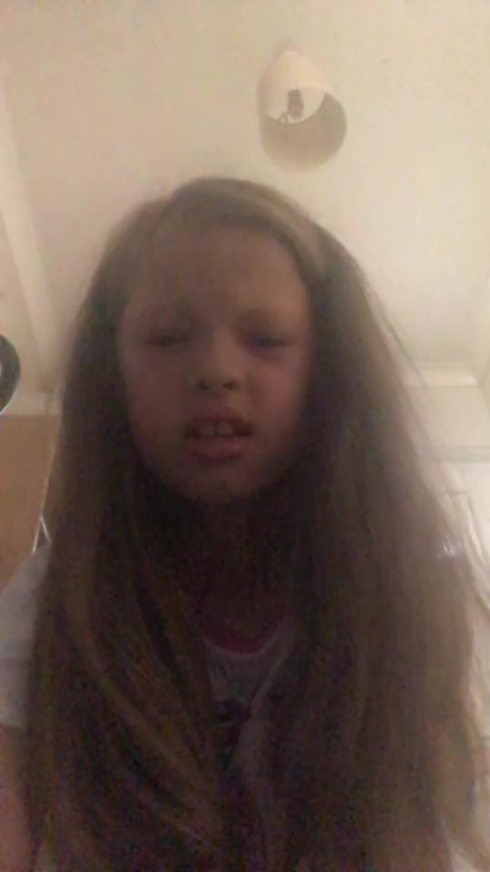 @caitlincass19