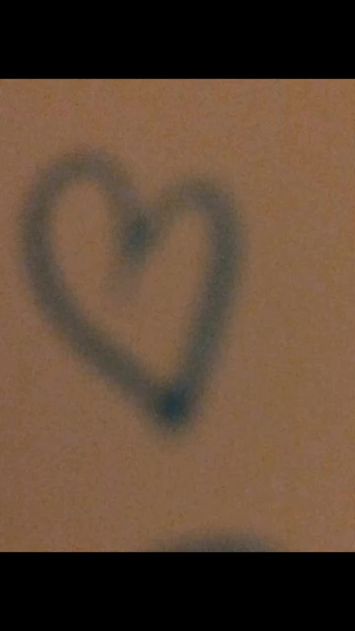 @Luna