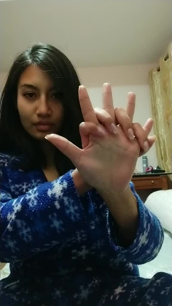 @Astha C 🦄