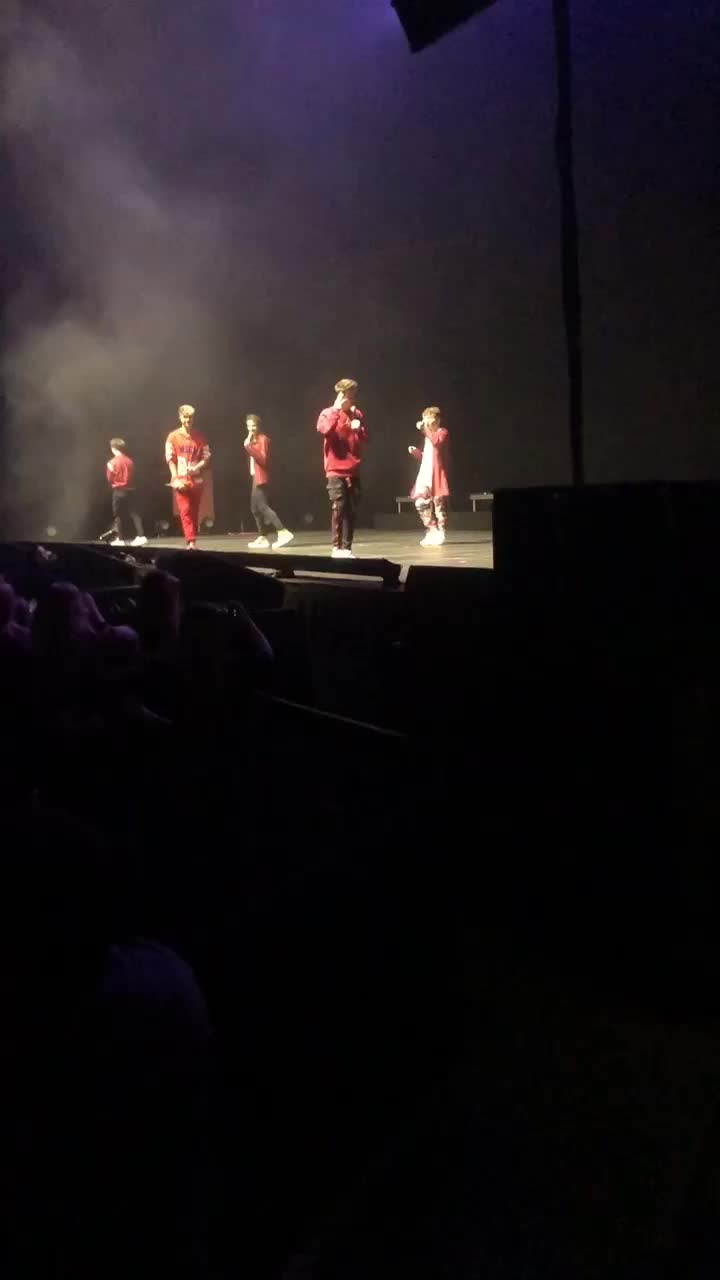 @Alexavery