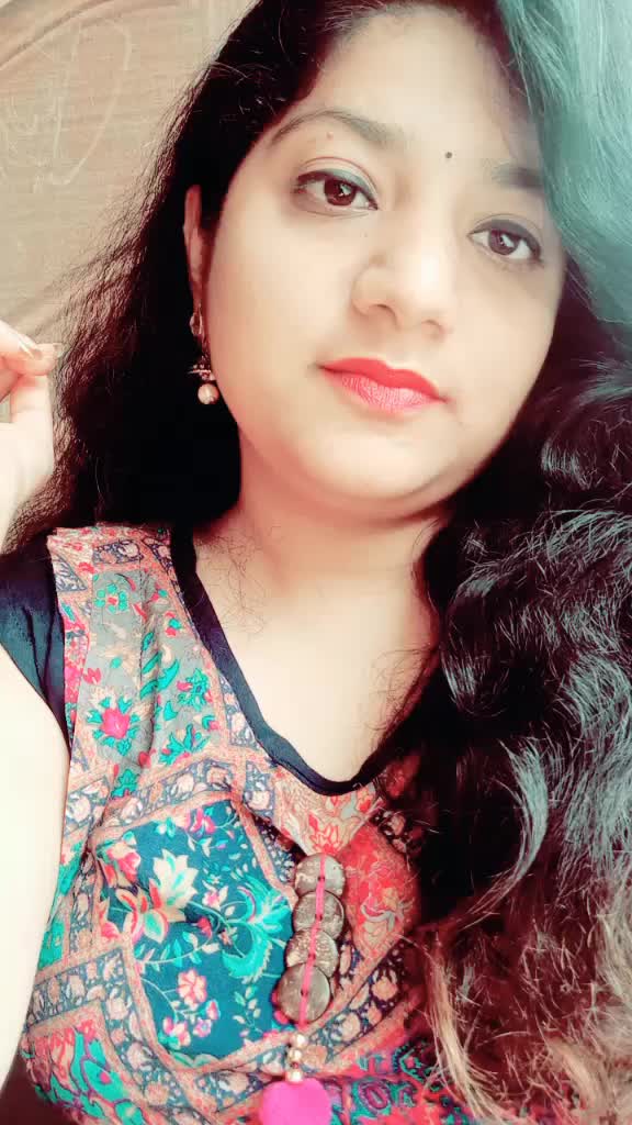 @Roshani_Makhija