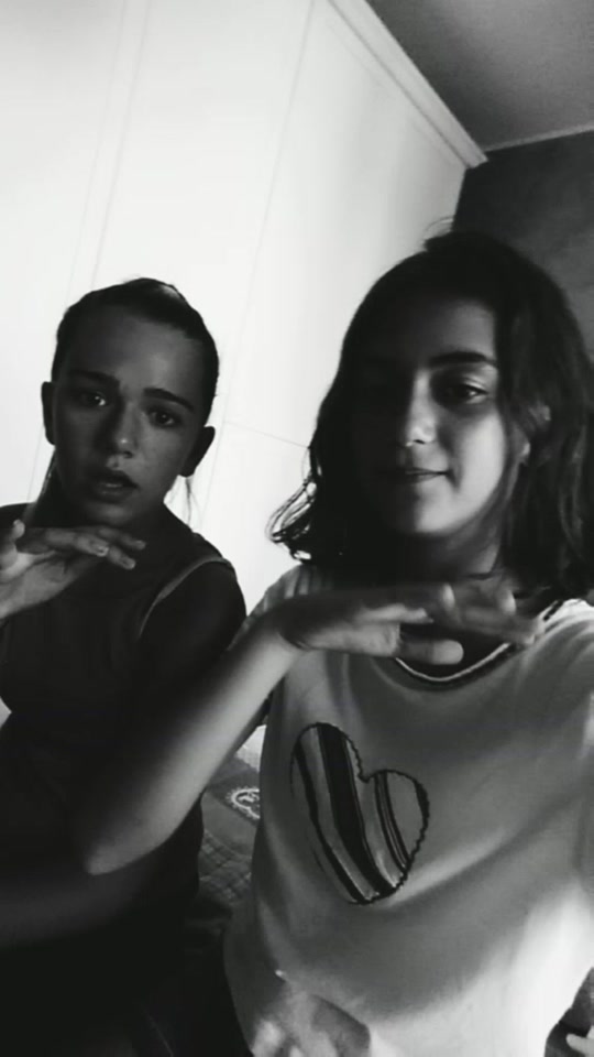 @_cecyyyy_💛