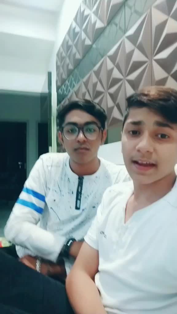 @mr_akshat