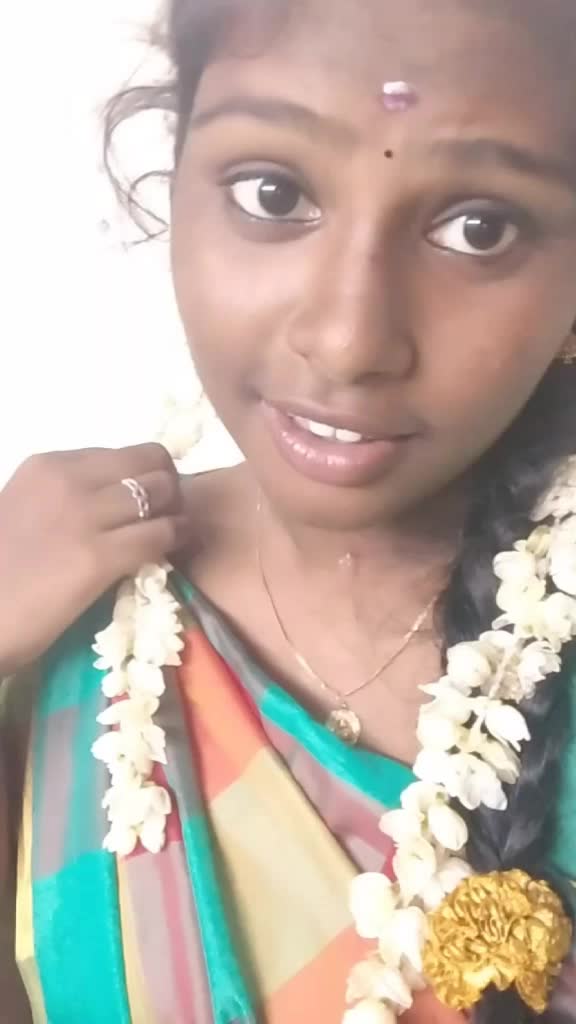 @BHUVi💕
