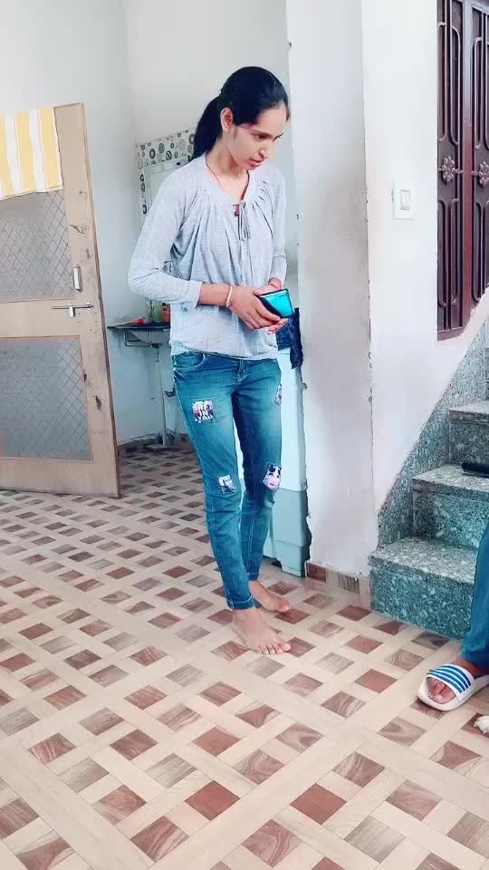 @👑വിവേക്👑