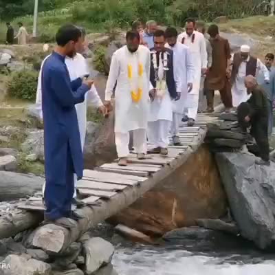 @abdullah khan 😎