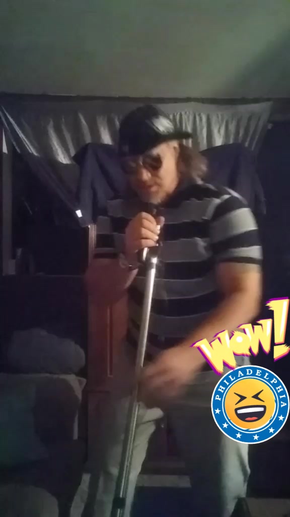@2 THUMBS UP