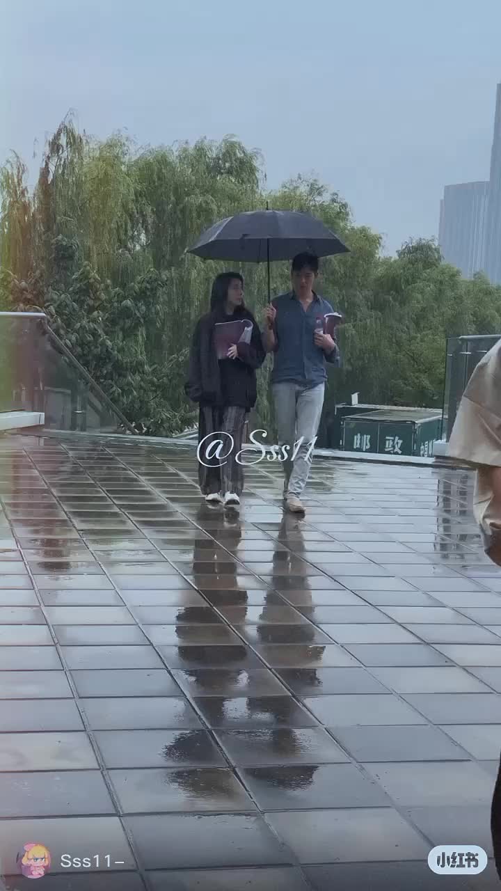 @zi—yang ☁️🐑