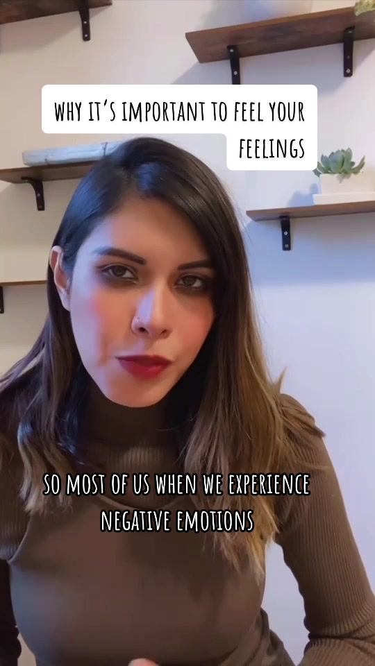@sandraservat_