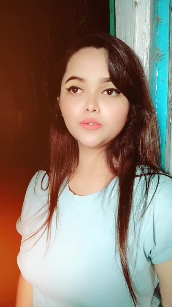 @AnishaDasAnishaDas