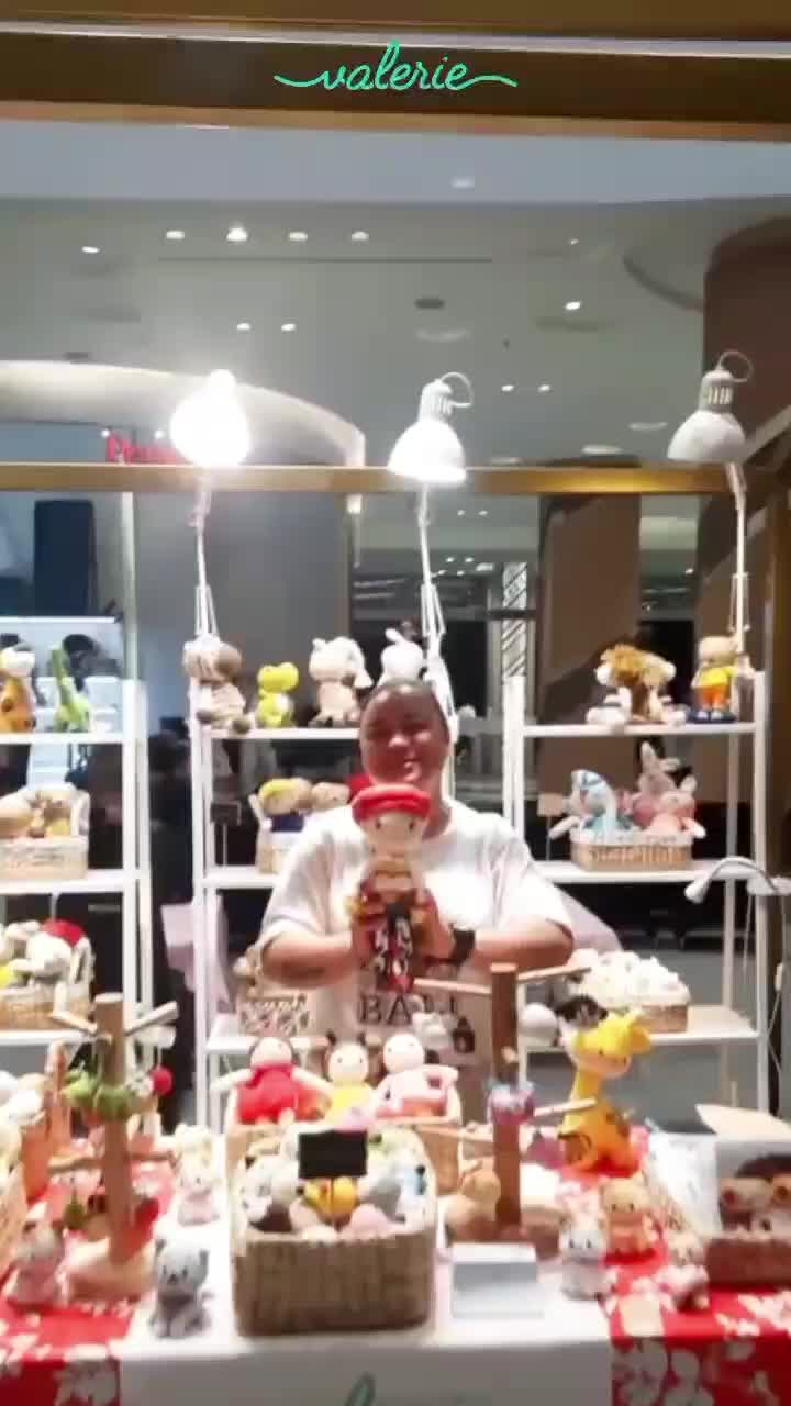 @Valerie Crochet