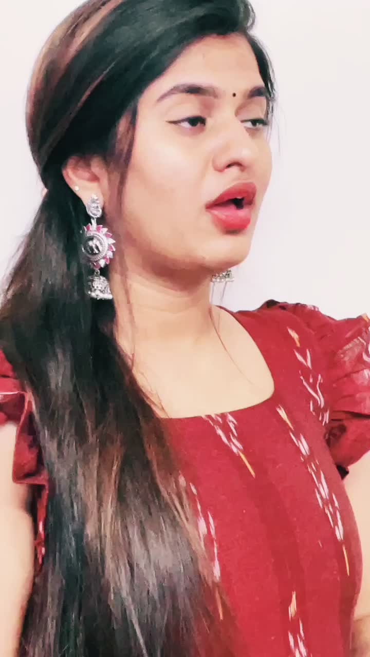 @Sravyavarma12