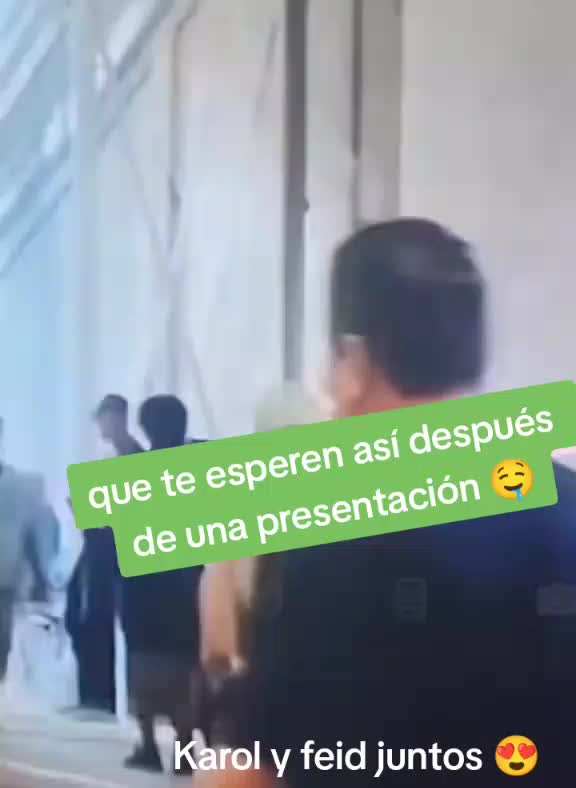 @karolyFeid 💚💖