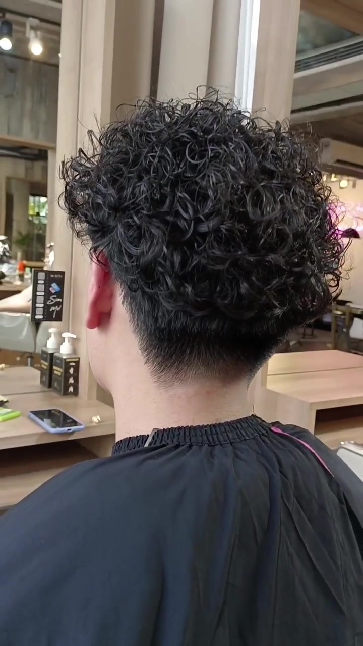 @stylist_alex_official