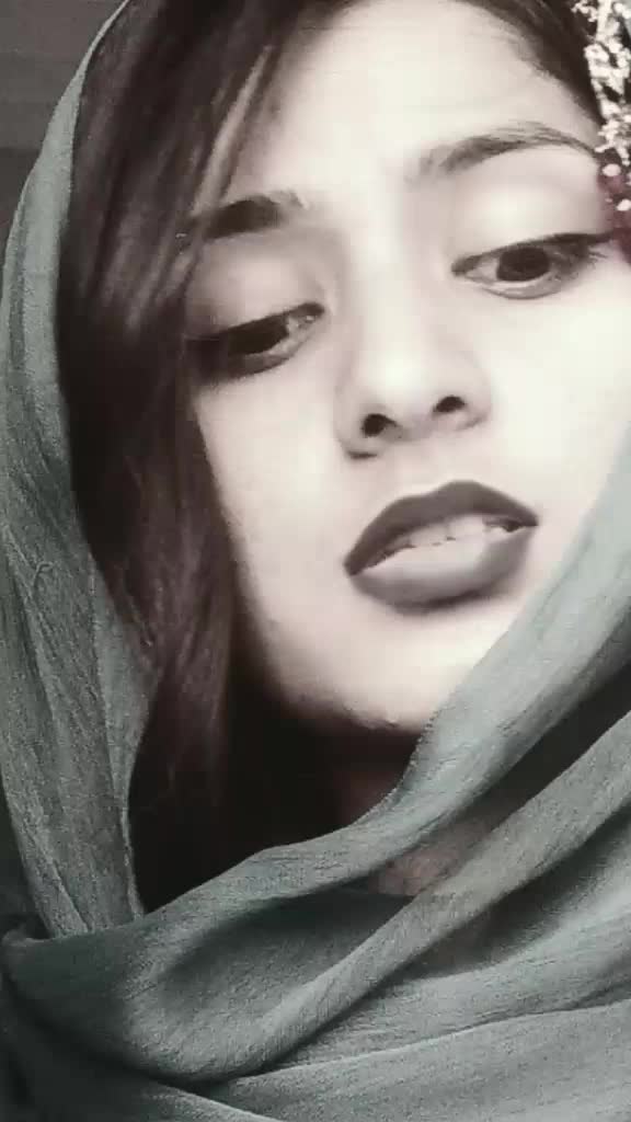 @ms. khandal😘
