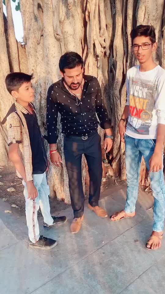 @Sanjay Laxman Gomtiwal