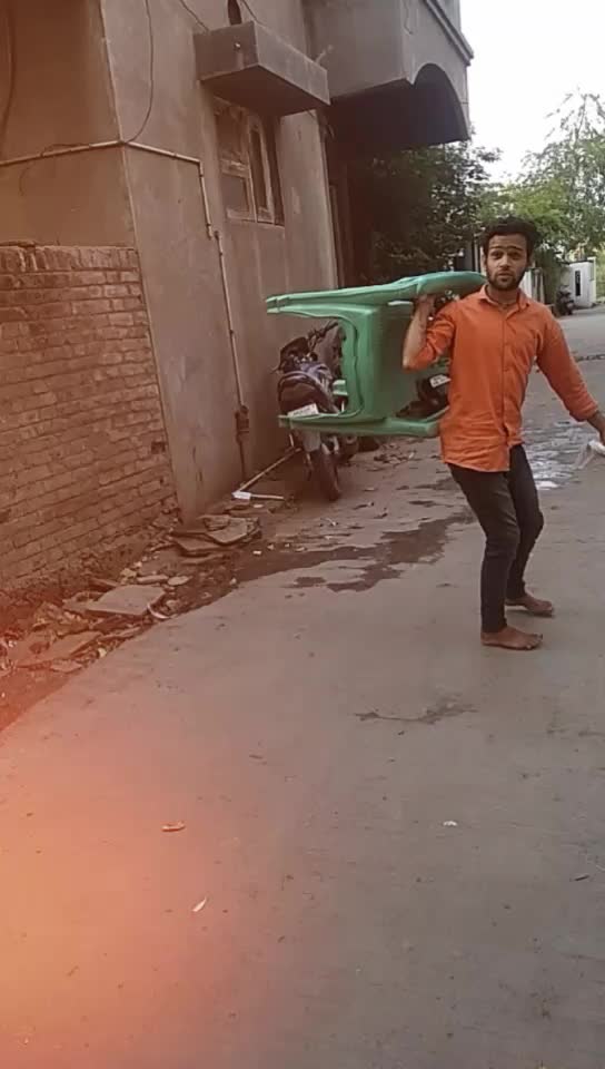@Saurabhnatthani 123