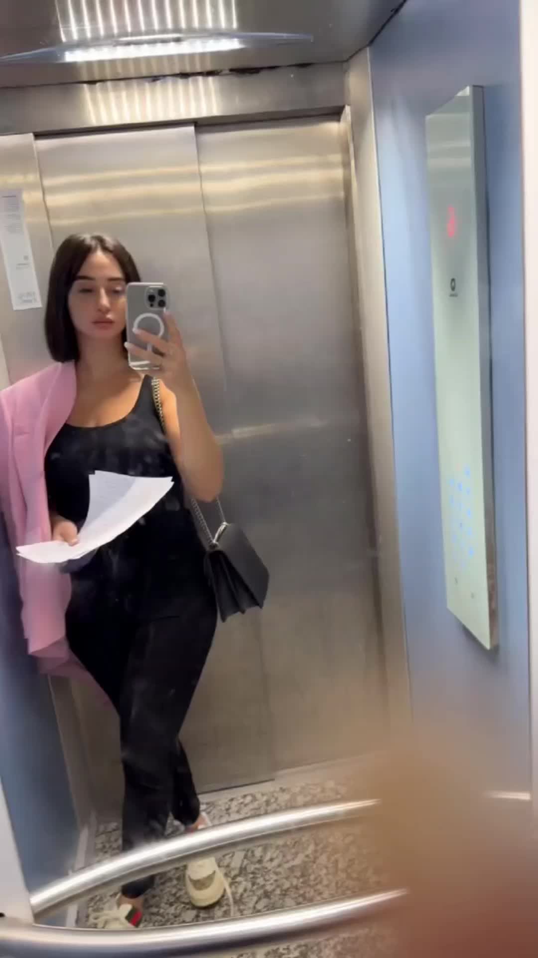 @Célia
