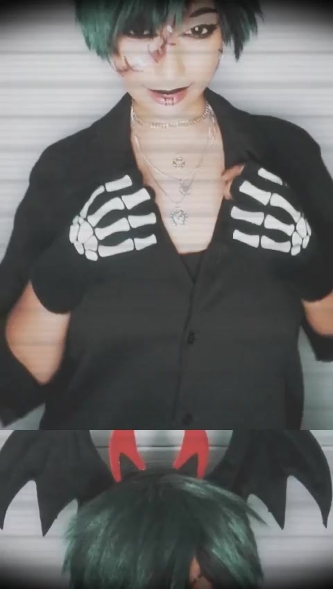 @Moody_GamR