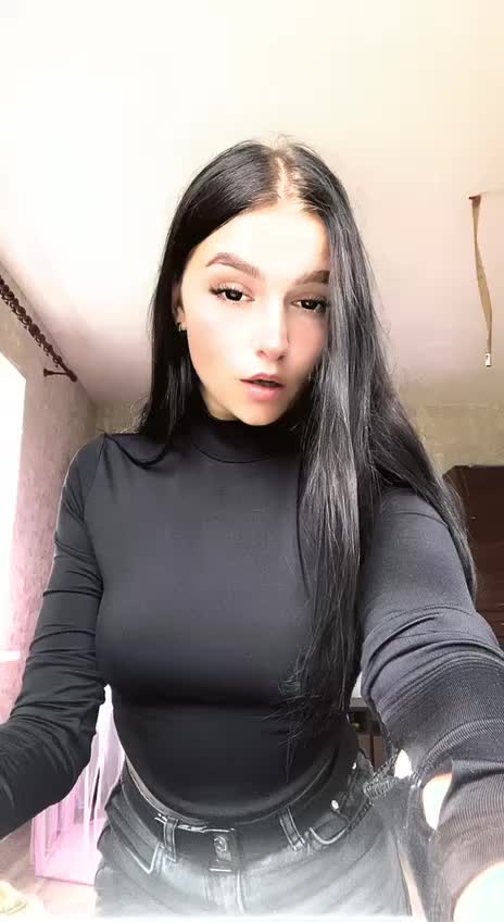 @чёрная 🖤
