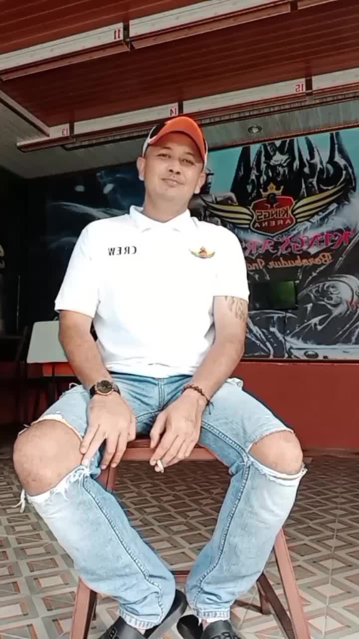 @Eka_Santana