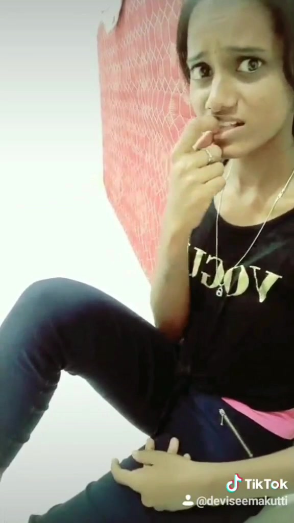 @Devika 👑
