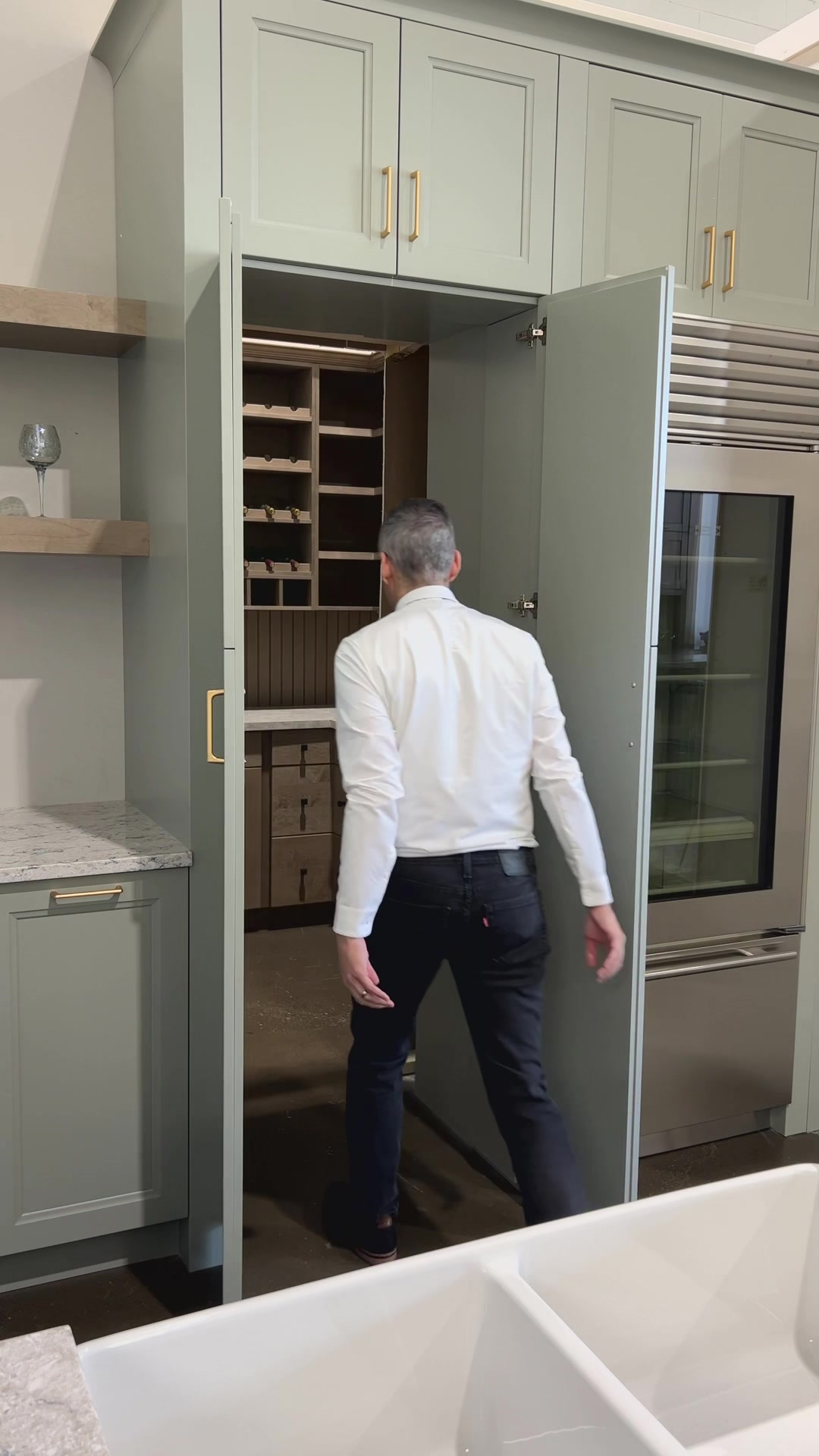 @Superior Cabinets