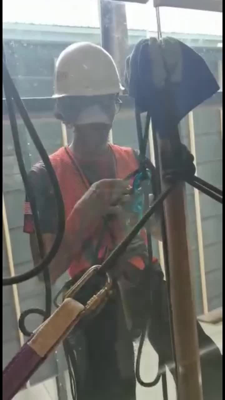 @mus