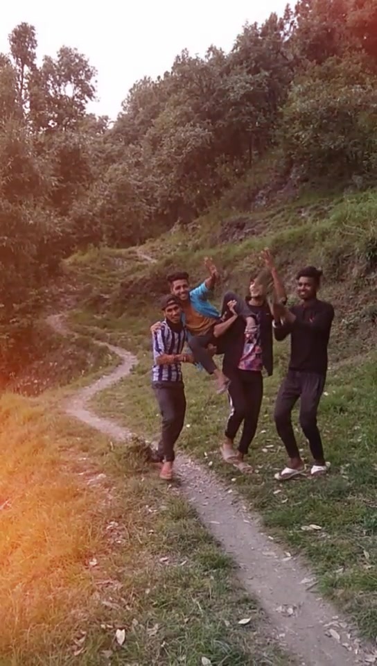 @PahadiBoi🏞️👑💟