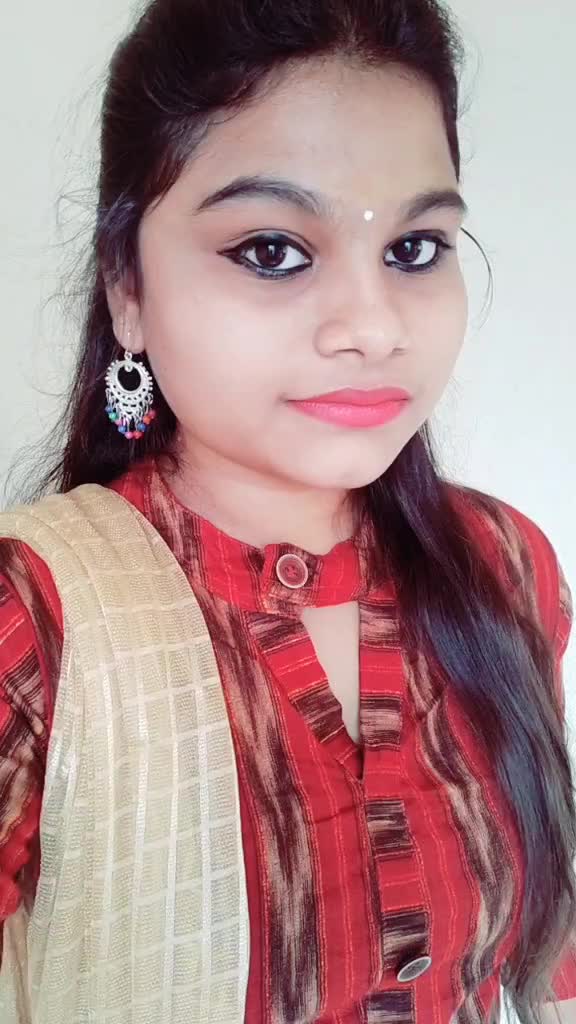 @Reethu_mudhiraj👑