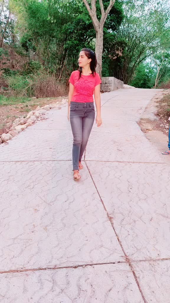 @sunidhi Chauhan