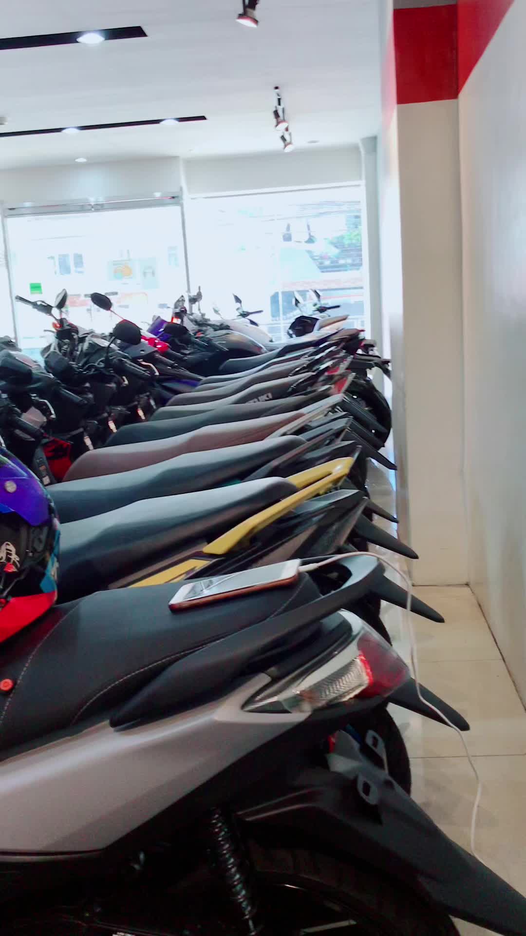 @Larx. 🛵