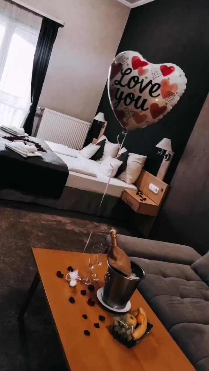 @💕ByHero💕