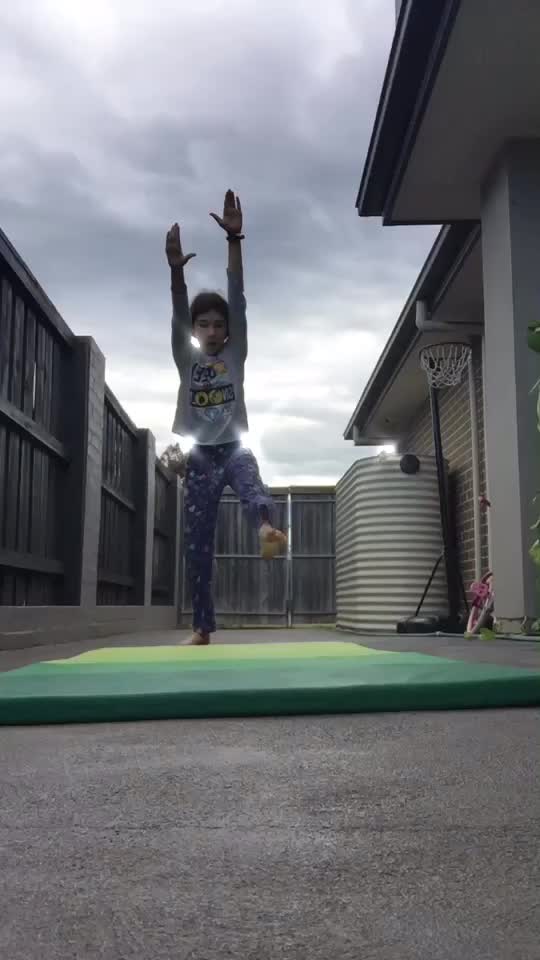 @Gymnastics/acro🤪☺️