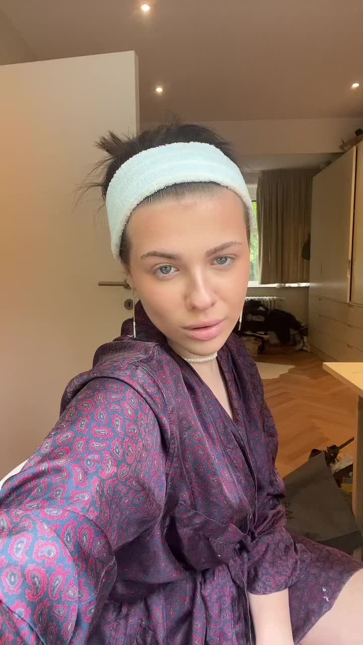 @esther