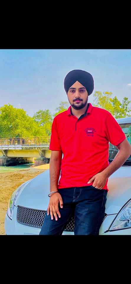 @🍁Mallhi🍁