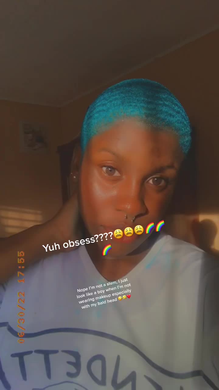 @Krystal 🇯🇲🏳️&zwj;🌈