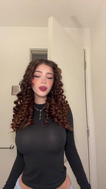 @Katteyes