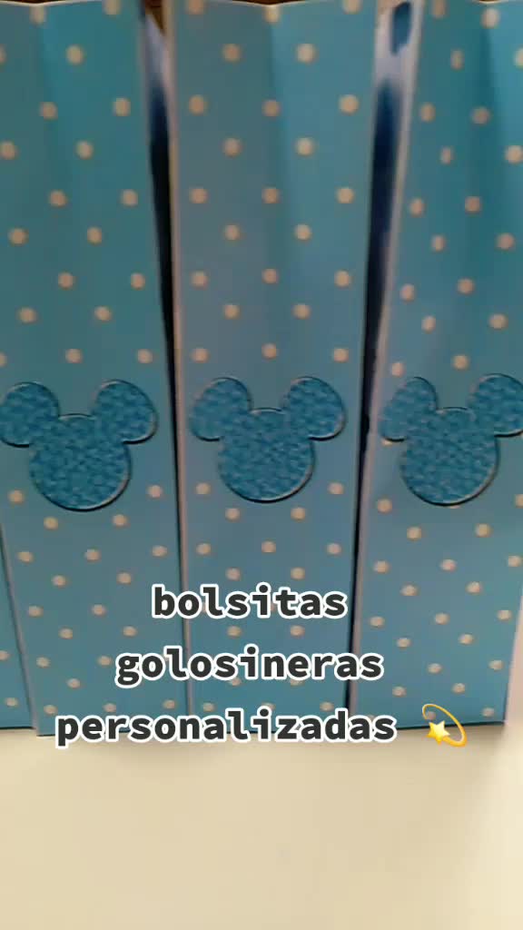 @Souvenirs y Juguetes
