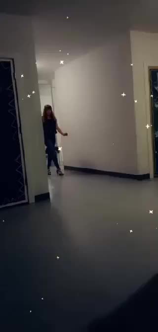 @Doll face 420