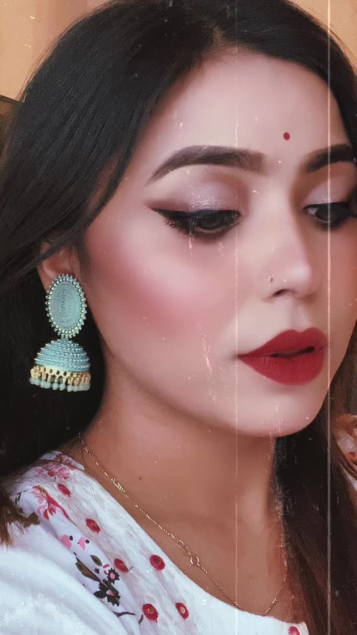 @seema sijapati👑
