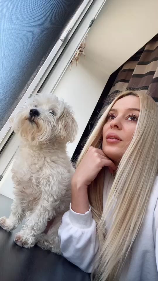 @Alina Nora Groza