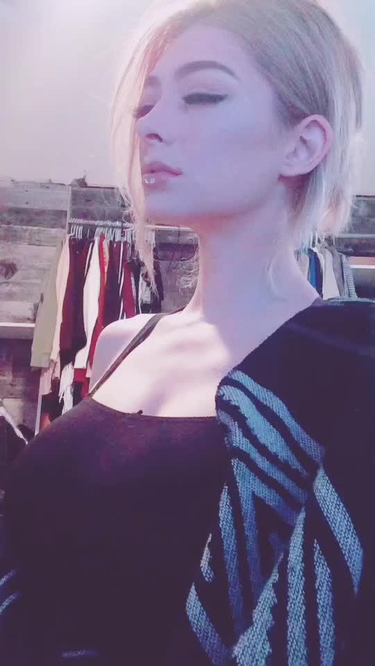 @Jazlyncrayz