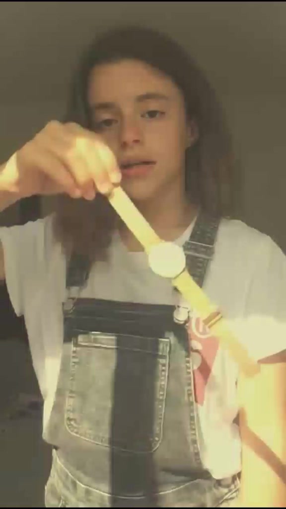 @jeanneee