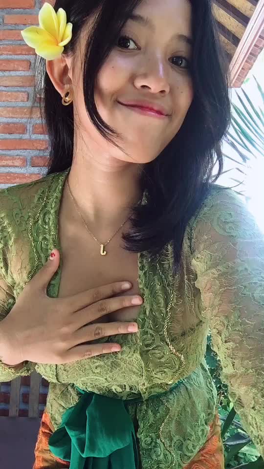 @Nikyjeje65